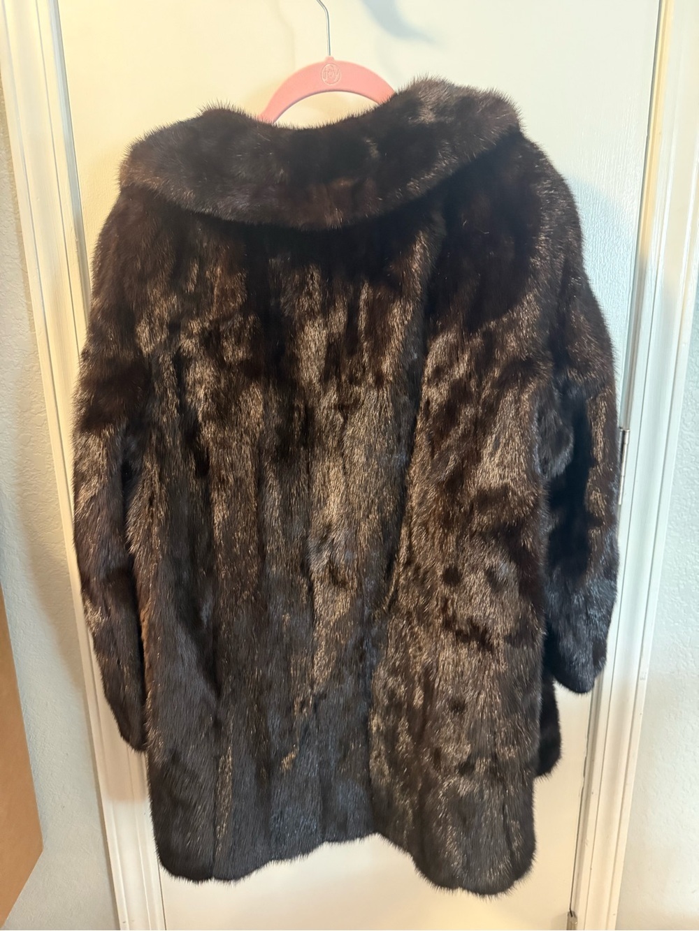 Vintage Sakowitz Dark Ranch Mink Fur Coat Midi Shawl Collar Genuine Mink - Picture 8 of 8
